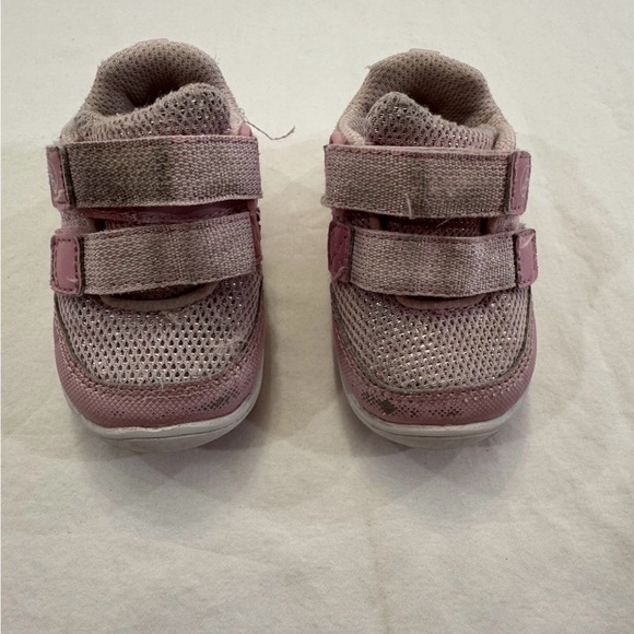 Stride Rite Other - Stride Rite 360 3M Pink and Silver Sparkle Sneaker Wide Feet